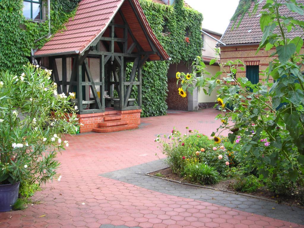 Ferienwohnung Auf Ehem. Alten Bauernhof Liebenwalde Esterno foto