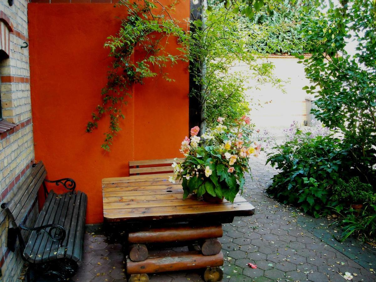 Ferienwohnung Auf Ehem. Alten Bauernhof Liebenwalde Esterno foto